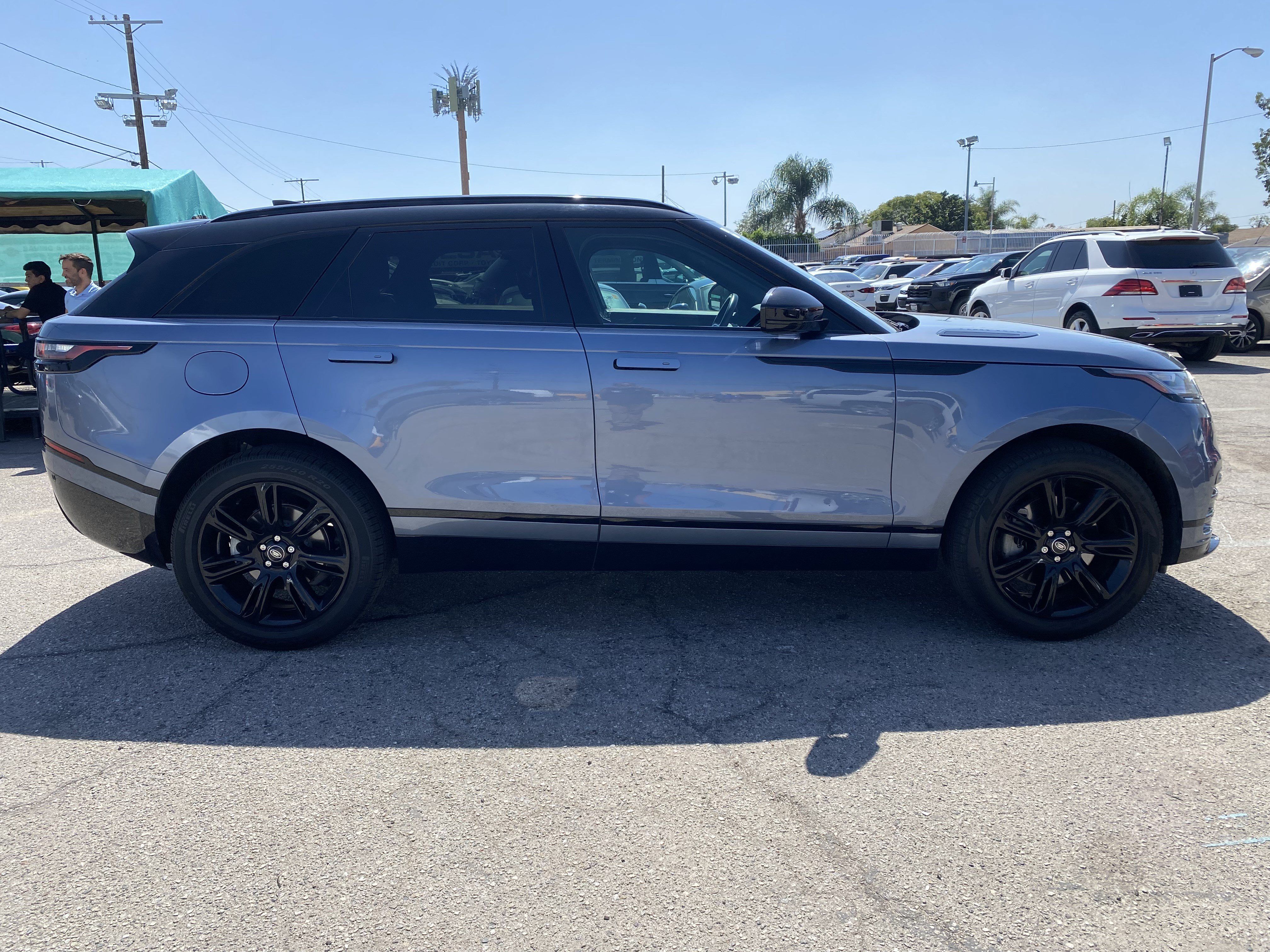 Used 2022 Land Rover Range Rover Velar R-Dynamic S AWD/4WD image 9