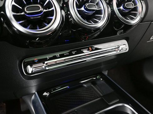 New 2026 Mercedes-Benz GLA 250 GLA 250 image 14