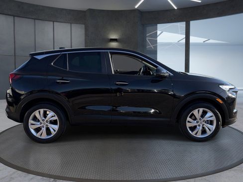 Certified 2025 Buick Encore GX Preferred w/ Comfort Package FWD image 7