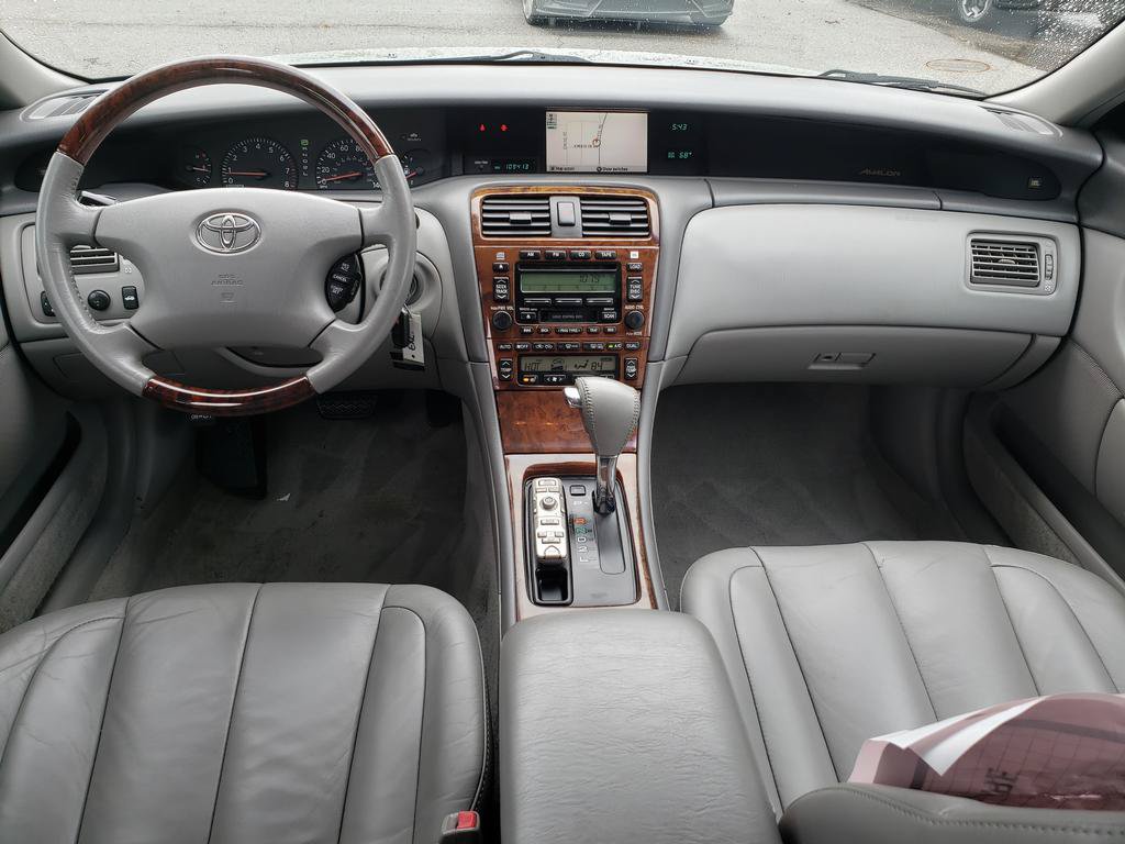Used 2003 Toyota Avalon XLS FWD image 13