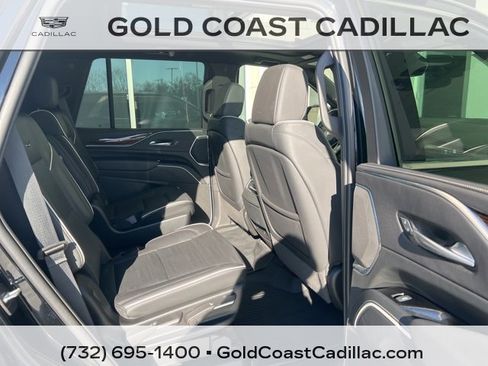 Certified 2023 Cadillac Escalade Premium Luxury image 9