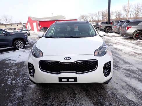 Used 2019 Kia Sportage EX w/ EX Premium Package image 2