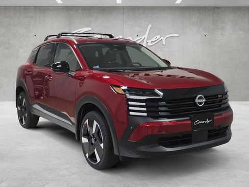 New 2026 Nissan Kicks SR FWD image 2