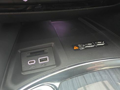 Used 2022 Buick Enclave Essence w/ LPO, Floor Liner Package image 32