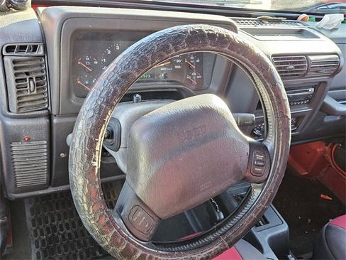 Used 2002 Jeep Wrangler X image 12