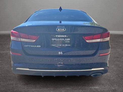 Used 2019 Kia Optima LX image 29
