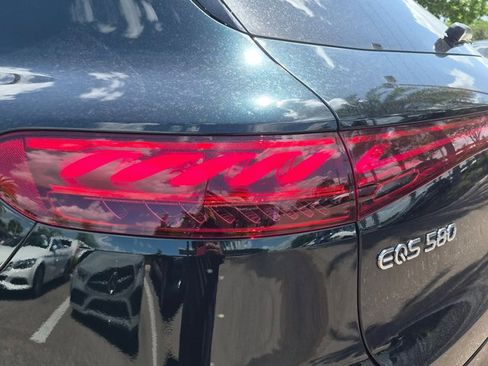 Used 2023 Mercedes-Benz EQS 580 4MATIC SUV image 7