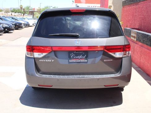 Used 2017 Honda Odyssey Touring image 4