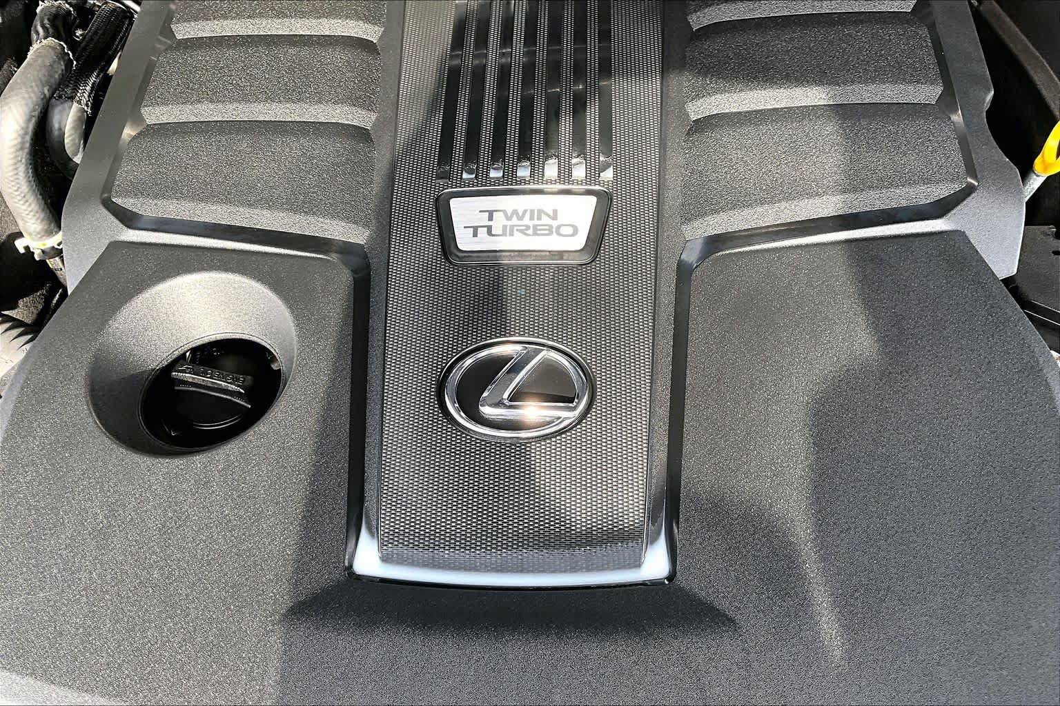 Used 2024 Lexus GX 550 w/ Accessory Package (Z1) AWD/4WD image 29