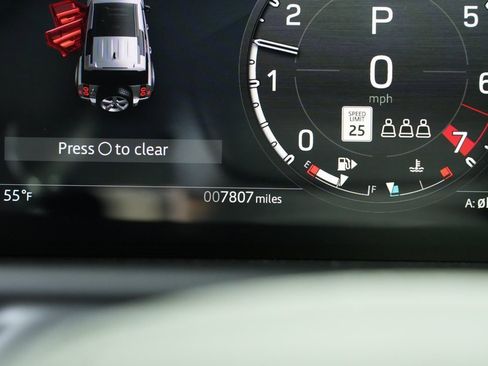 Used 2025 Land Rover Defender 110 X image 26