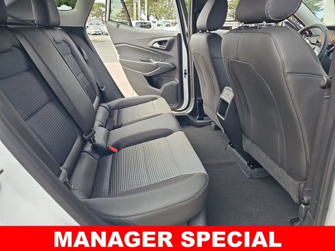 New 2026 Chevrolet Trax LT w/ Driver Confidence Package image 11