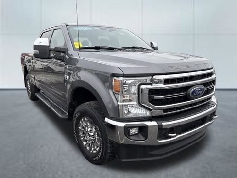 Used 2022 Ford F250 Lariat w/ Chrome Package image 5