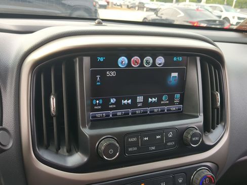 Used 2017 Chevrolet Colorado Z71 w/ Z71 Midnight Edition AWD/4WD image 15