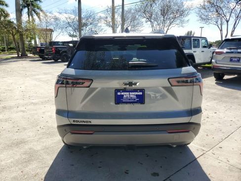 Certified 2026 Chevrolet Equinox LT w/ Midnight Edition image 3