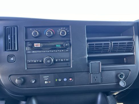 New 2024 GMC Savana 3500 w/ Power Convenience Package image 20