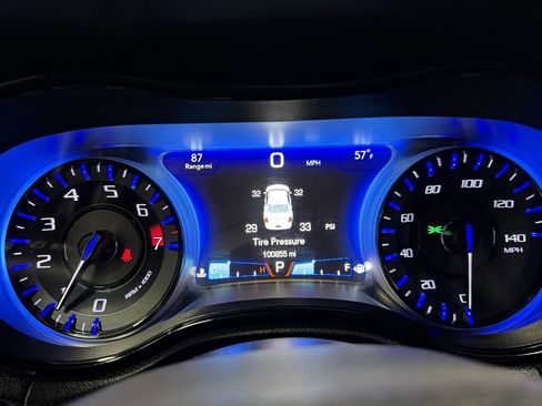 Used 2017 Chrysler 300 S image 34