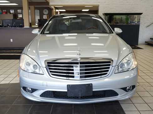 Used 2008 Mercedes-Benz S 550 4MATIC w/ AMG Sport Pkg image 19