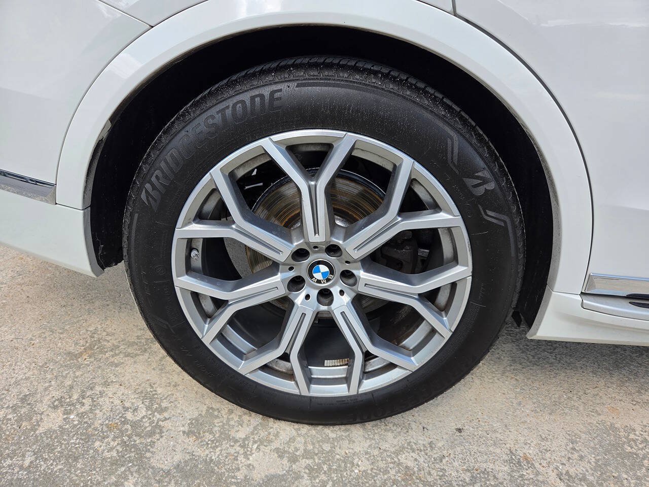 Used 2026 BMW X7 xDrive40i AWD/4WD image 17