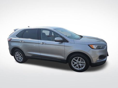 Certified 2023 Ford Edge SEL w/ Convenience Package image 4