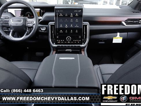 New 2026 GMC Yukon XL Denali w/ Sun & Power Step Package image 11