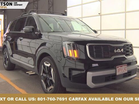 Used 2025 Kia Telluride S image 2