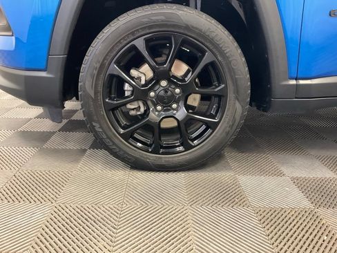 Used 2022 Jeep Compass Latitude AWD/4WD image 8