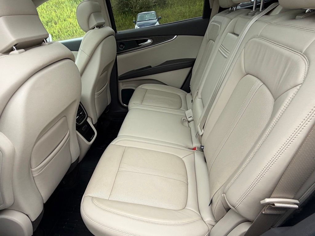 Used 2019 Lincoln Nautilus Reserve AWD/4WD image 47