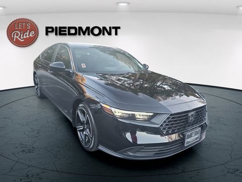 Used 2024 Honda Accord Sport image 5