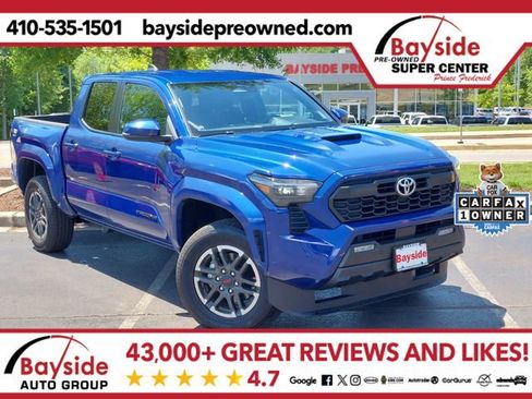 Used 2025 Toyota Tacoma TRD Sport w/ TRD Sport Upgrade Package AWD/4WD image 1