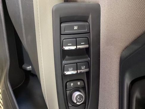 Certified 2026 Subaru Forester Premium image 17