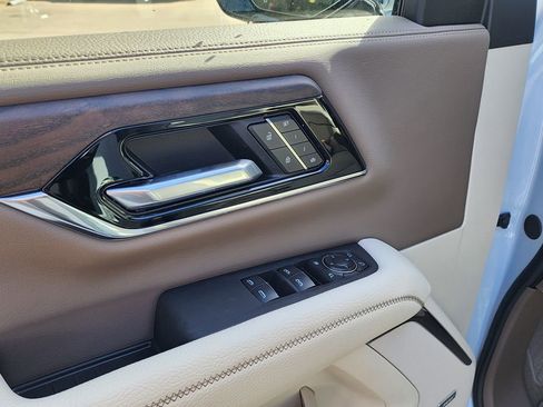 New 2026 GMC Yukon XL Denali w/ Sun & Power Step Package image 13