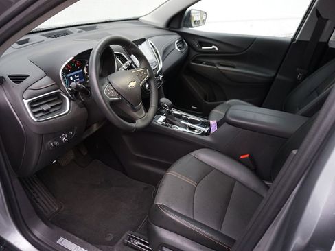 Used 2024 Chevrolet Equinox Premier AWD/4WD image 9