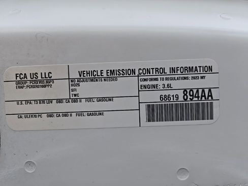 Certified 2023 Chrysler 300 Touring image 32