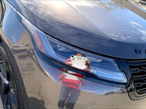 New 2026 Land Rover Range Rover Velar Dynamic SE image 13