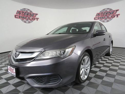 Used 2018 Acura ILX image 3