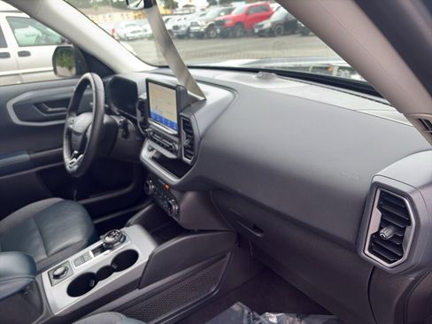 Used 2022 Ford Bronco Sport Outer Banks w/ Tech Package image 26