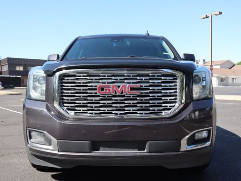 Used 2018 GMC Yukon Denali image 13