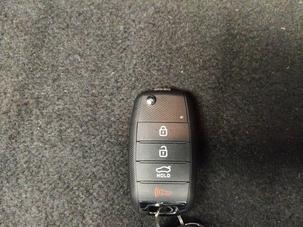 Used 2020 Kia Optima LX FWD image 32