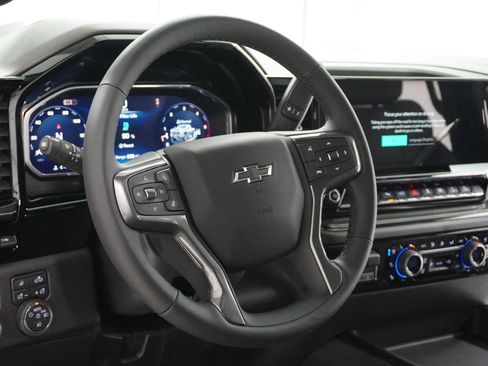 New 2026 Chevrolet Silverado 2500 ZR2 w/ LPO, Dark Essentials Package image 15