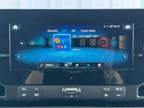 Used 2023 Mercedes-Benz Sprinter 2500 image 27