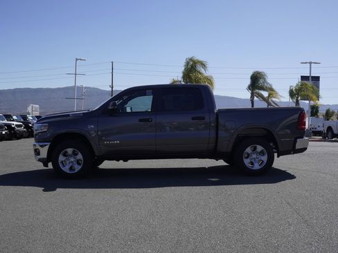 New 2026 RAM 1500 4x4 Crew Cab image 7