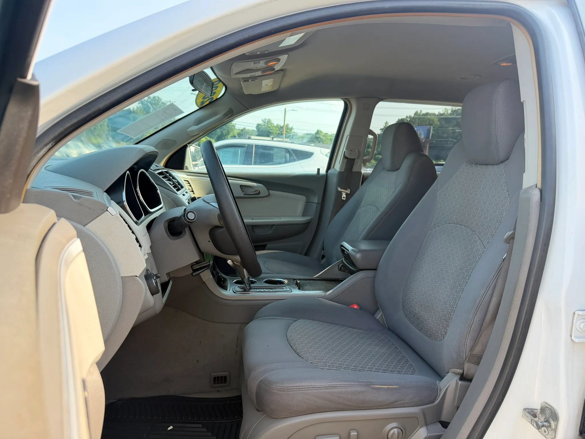 Used 2009 Chevrolet Traverse LT AWD/4WD image 10