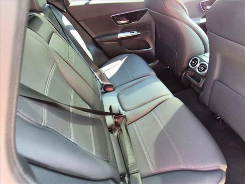 Used 2026 Mercedes-Benz GLC 300 image 20