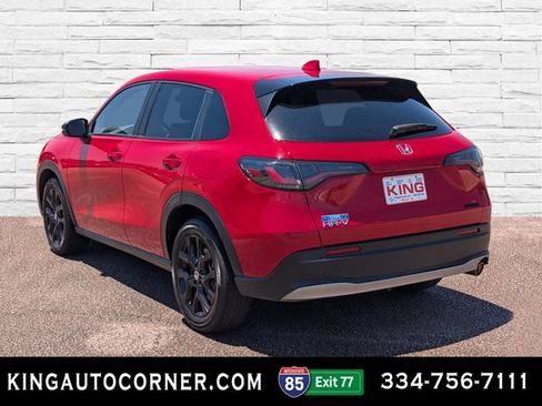 Used 2025 Honda HR-V Sport image 7