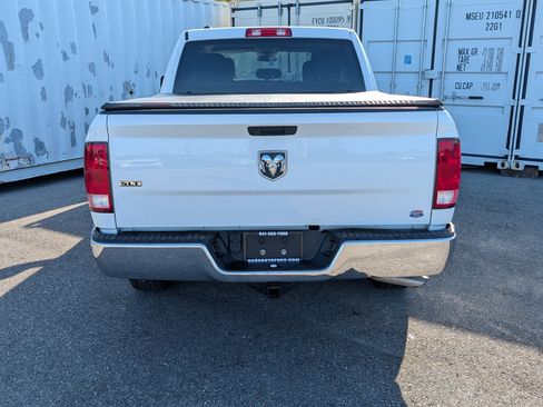 Used 2021 RAM 1500 Classic SLT RWD image 5