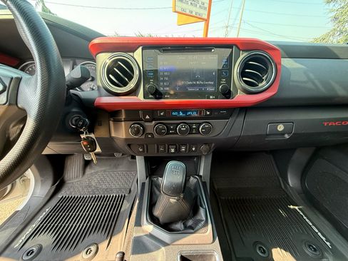 Used 2019 Toyota Tacoma TRD Pro image 29