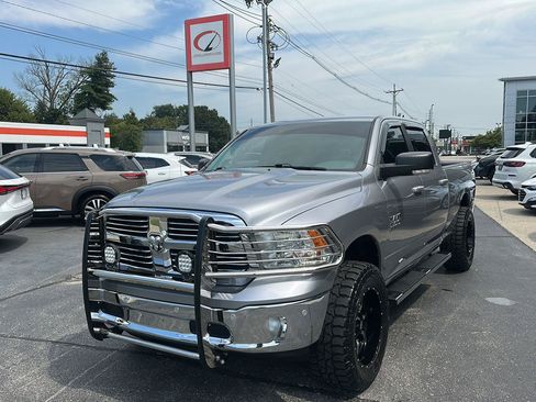 Used 2019 RAM 1500 Big Horn AWD/4WD image 9