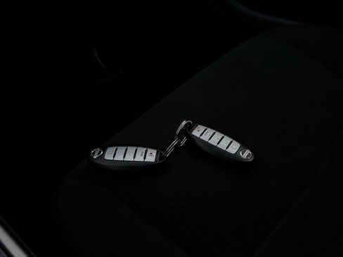 Used 2013 Nissan Altima 3.5 SV image 31