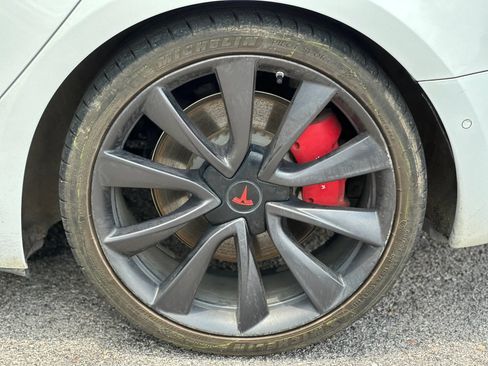 Used 2020 Tesla Model 3 Performance AWD/4WD image 25