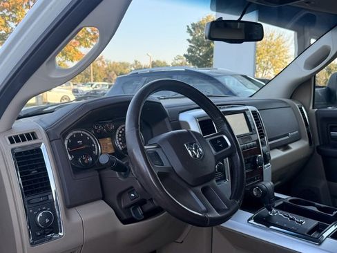 Used 2011 RAM 1500 Laramie image 17